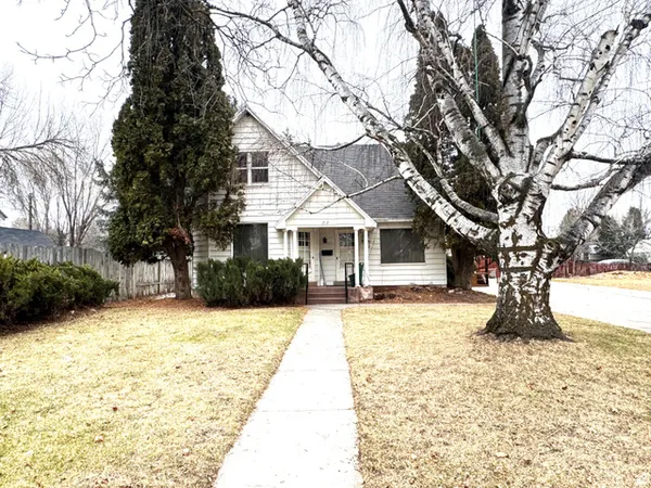 $419,900 | 212 North 2nd East, Preston, ID 83263