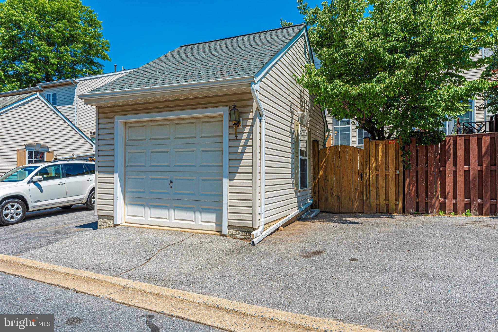 1644 Coopers Way Frederick, MD 21701 - Photo 46 of 55