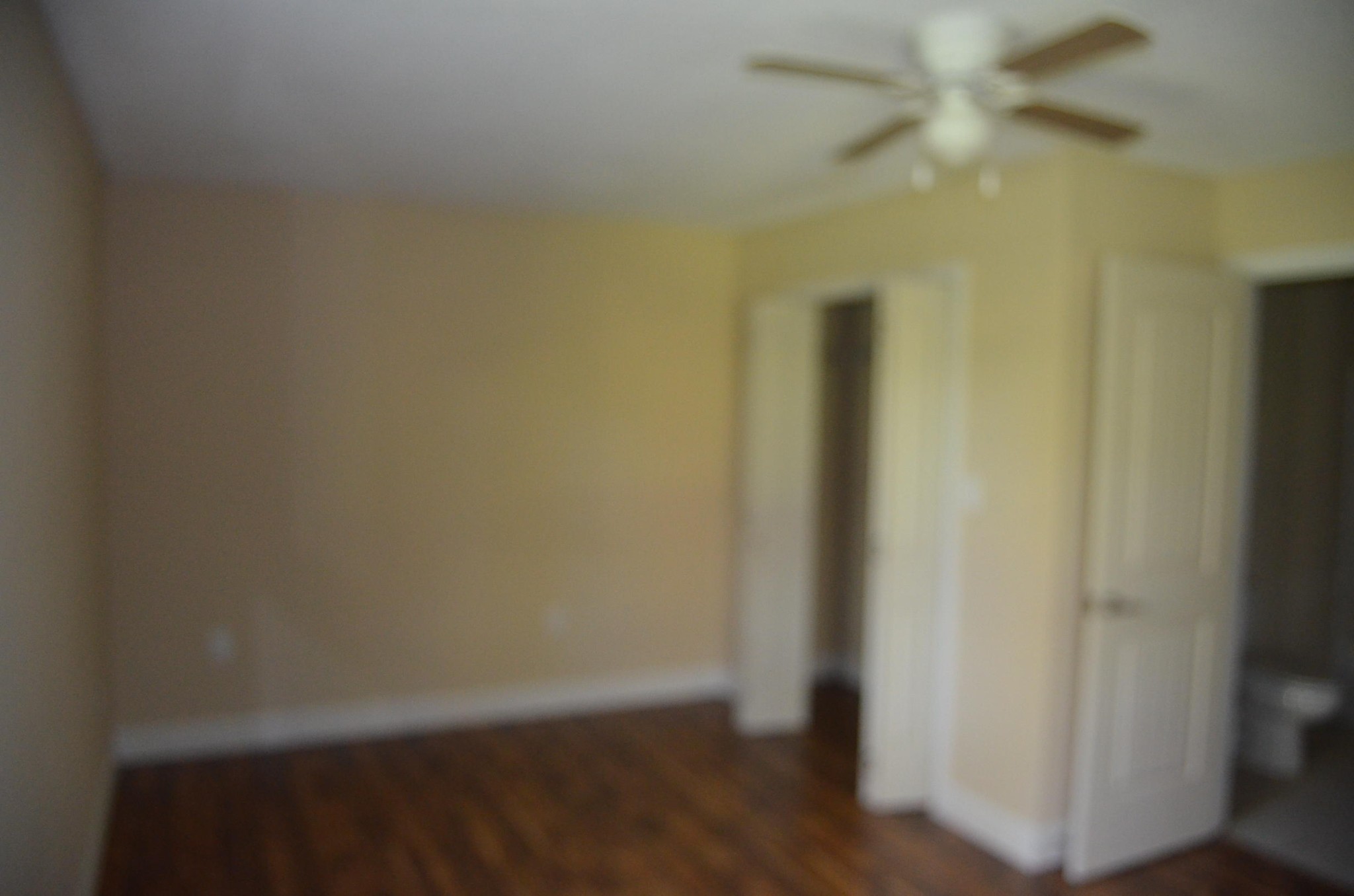 190 Meister Hills Road Deer Lodge, TN 37726 - Photo 15 of 40 a view of a hallway with wooden floor