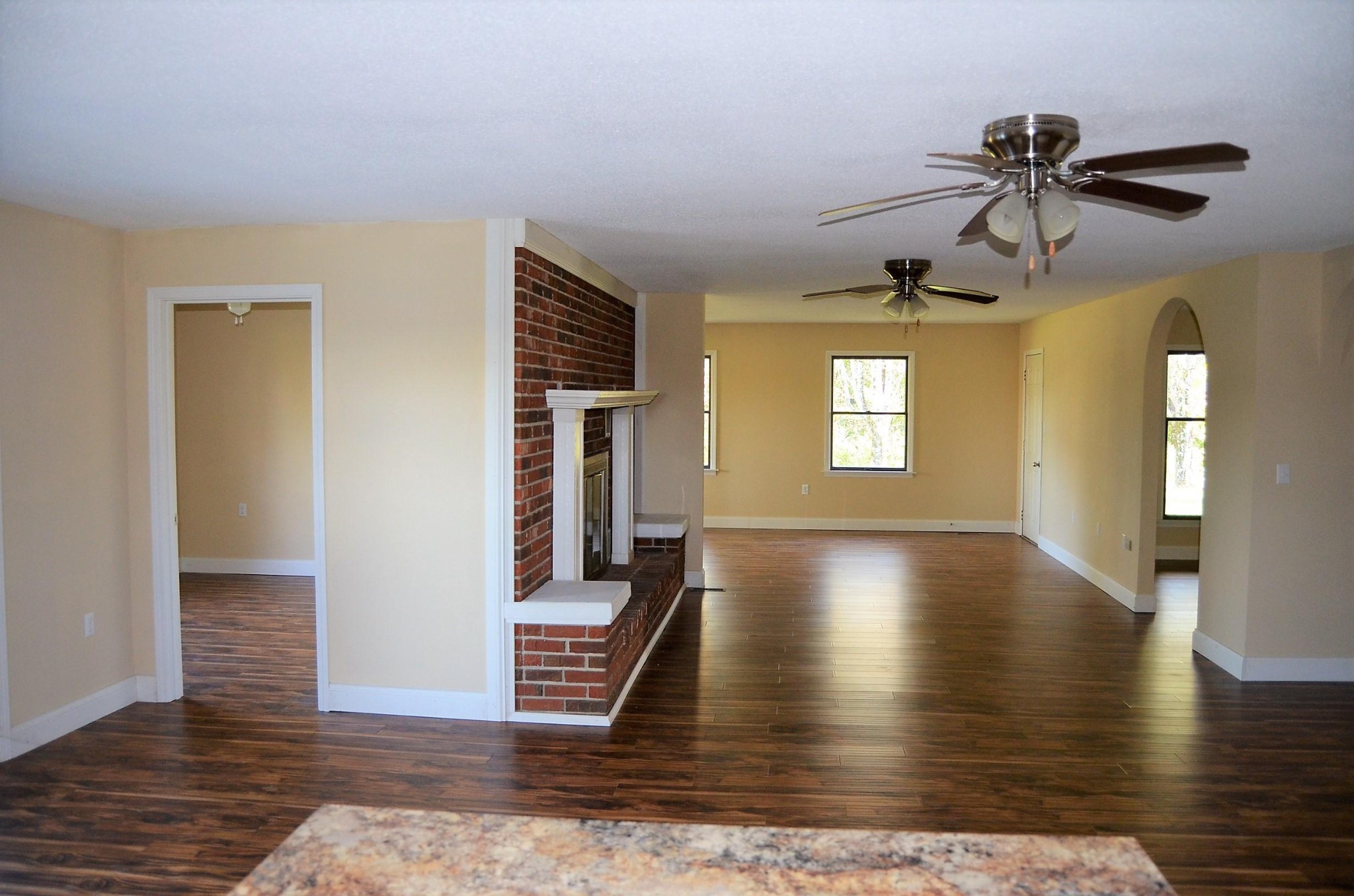 190 Meister Hills Road Deer Lodge, TN 37726 - Photo 9 of 40 a view of an entryway of a house