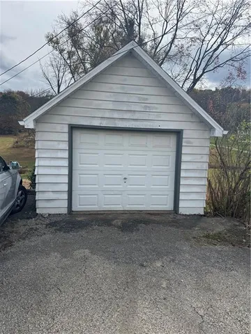 $249,000 | 3052 Donnellville Road, Natrona Heights, PA 15065