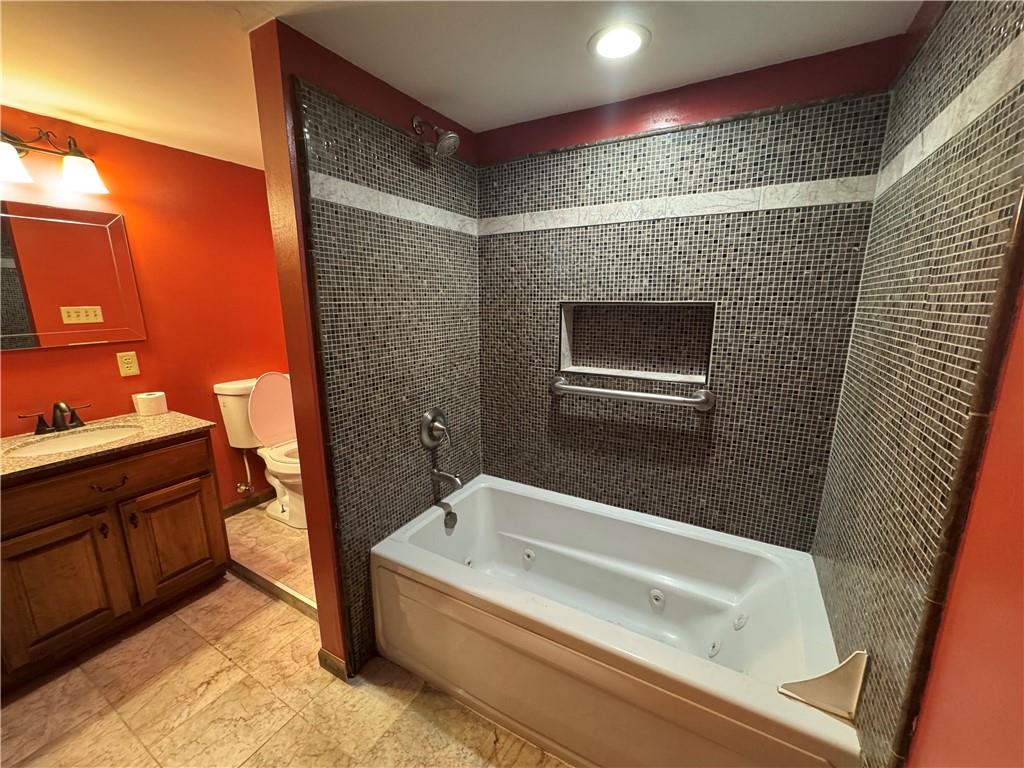 3052 Donnellville Road Natrona Heights, PA 15065 - Photo 8 of 22 Gallery Image 8