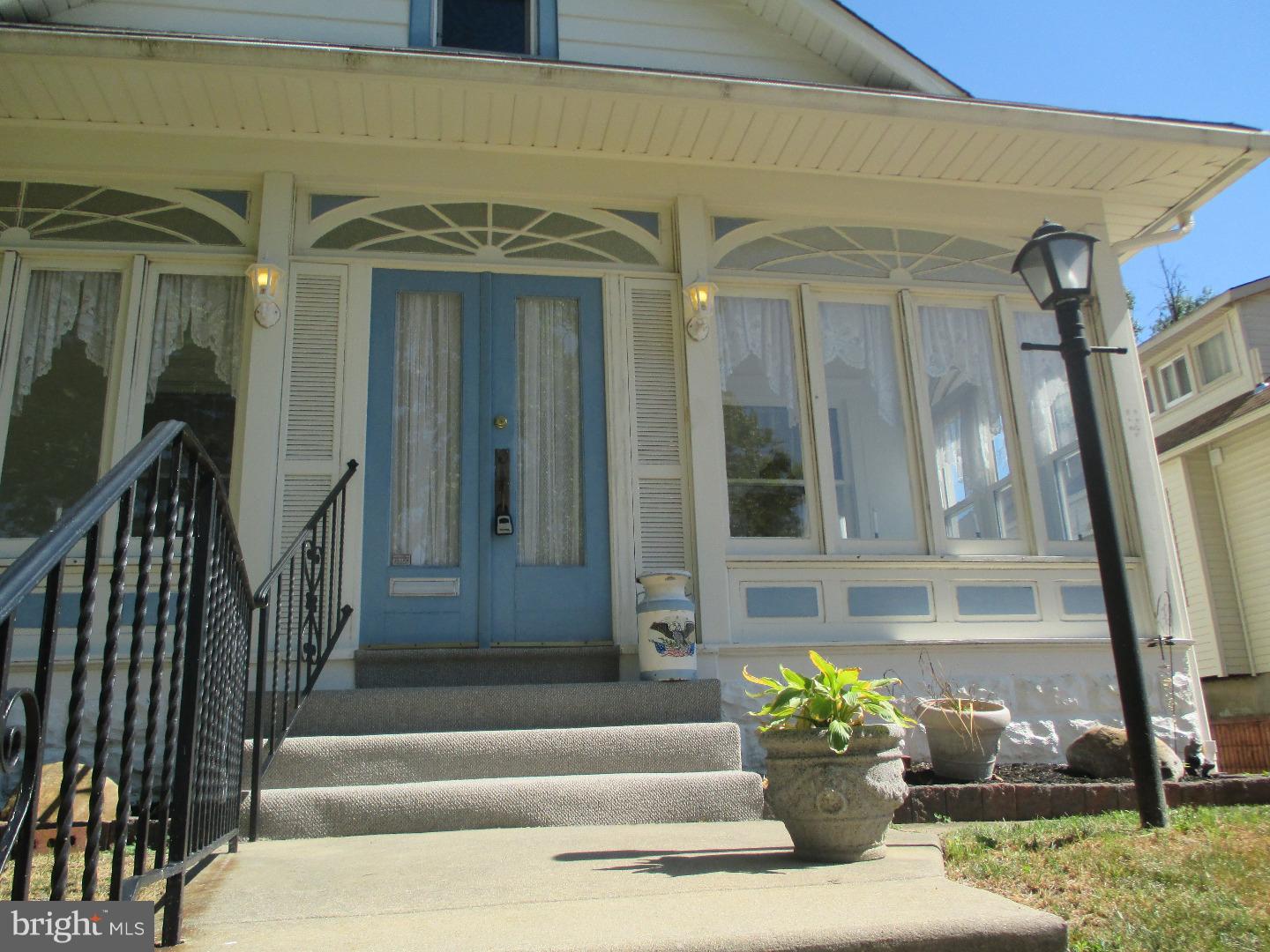 174 Yale Road Audubon, NJ 08106 - Photo 2 of 25