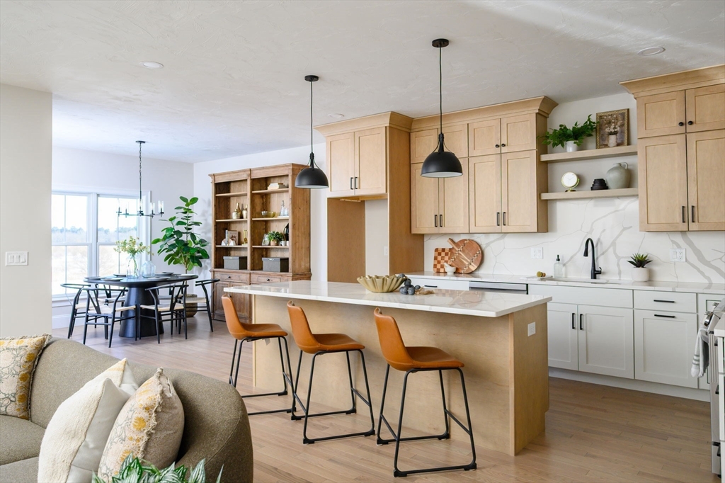 42 Metacomet Road, Unit 42 West Bridgewater, MA 02379 - Photo 2 of 34