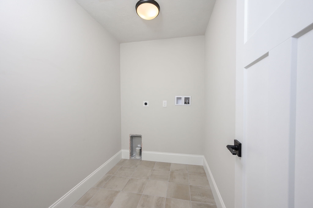 42 Metacomet Road, Unit 42 West Bridgewater, MA 02379 - Photo 24 of 34