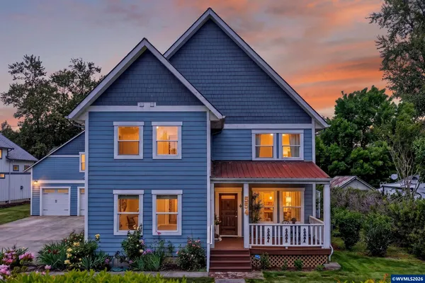 $724,900 | 554 South Main Street, Jefferson, OR 97352