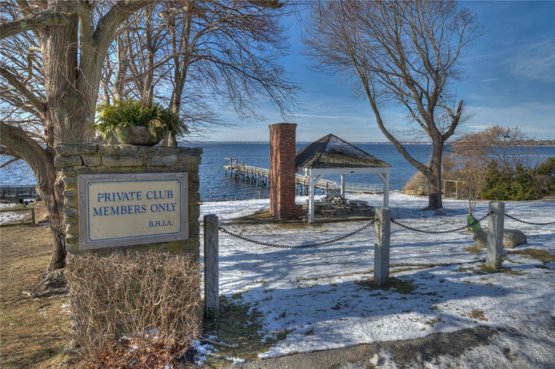 2 Forest Road Bristol, RI 02809 - Photo 24 of 33
