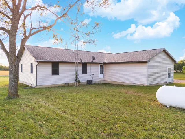 $354,900 | 23601 North 1700 E Road, Odell, IL 60460