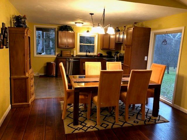 295 Campmeeting Road Clinton, PA 15026 - Photo 5 of 14 Gallery Image 5