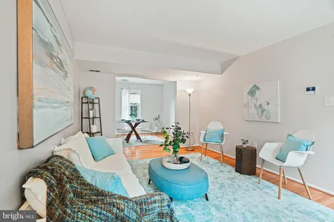 $555,000 | 5 Ingleside Court, Rockville, MD 20850