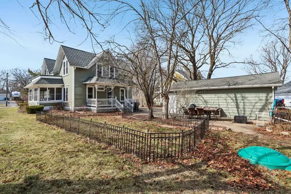 $425,000 | 725 South Main Street, Poynette, WI 53955