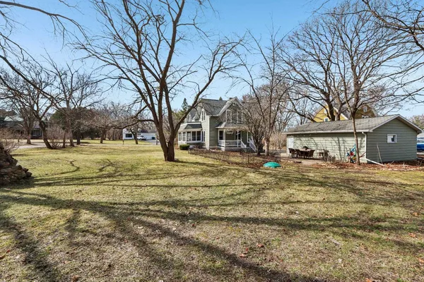 $425,000 | 725 South Main Street, Poynette, WI 53955