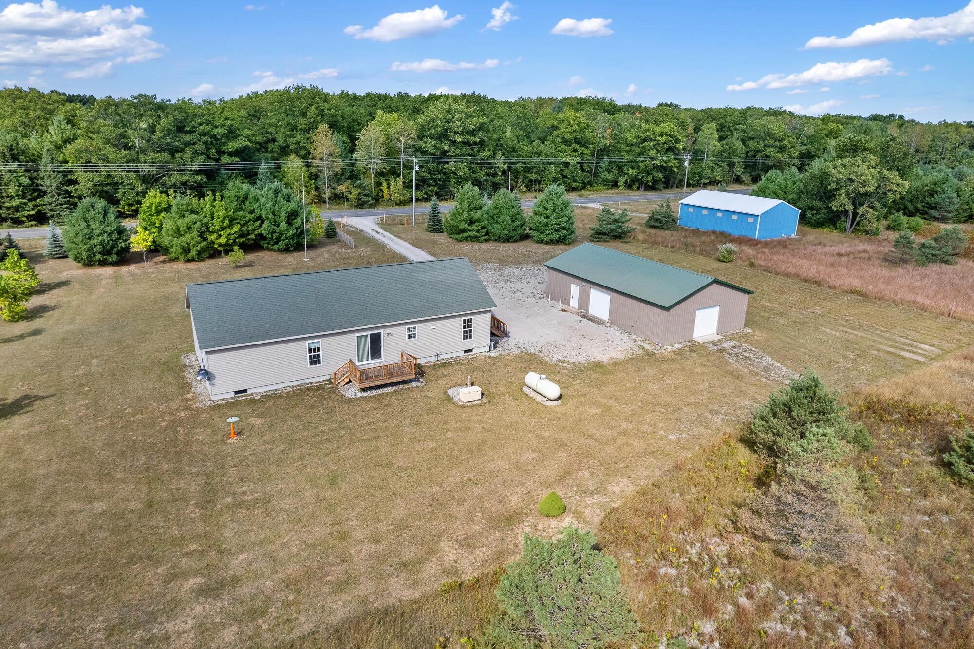 5915 Mullett Burt Road Cheboygan, MI 49721 - Photo 25 of 33 Gallery Image 25