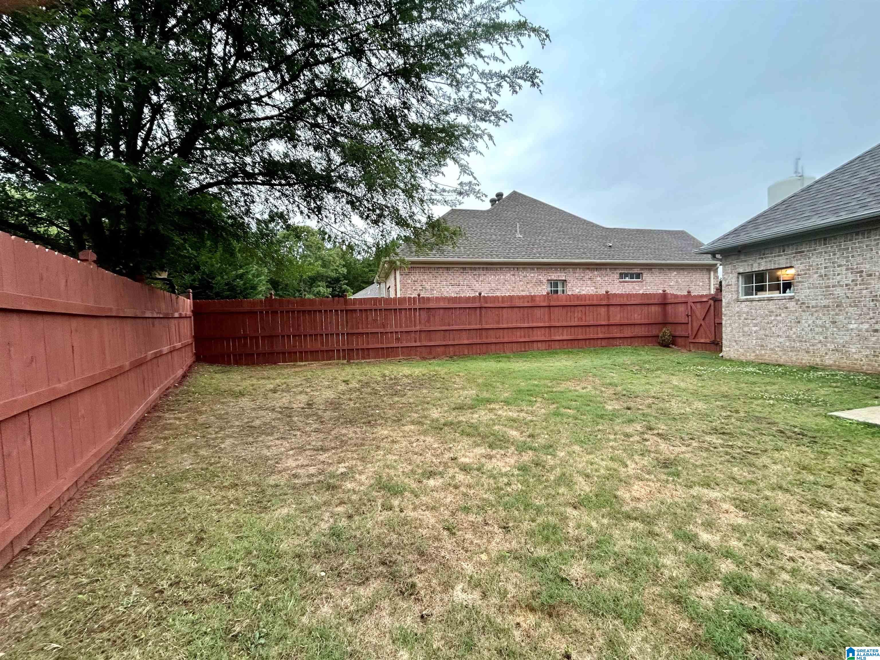927 Daventry Trail Calera, AL 35040 - Photo 4 of 6
