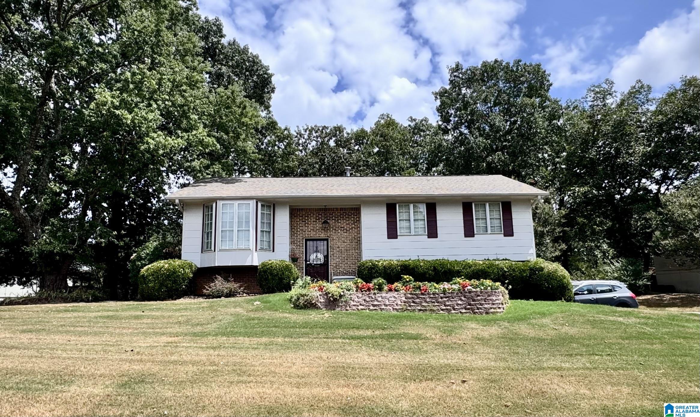 1717 Gardenridge Road Gardendale, AL 35071 - Photo 1 of 19