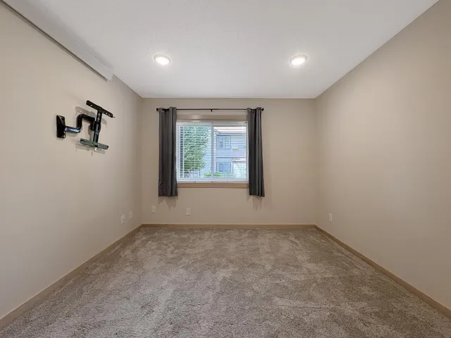 $1,795 | 310 Ford Road, Unit 6, St. Louis Park, MN 55426