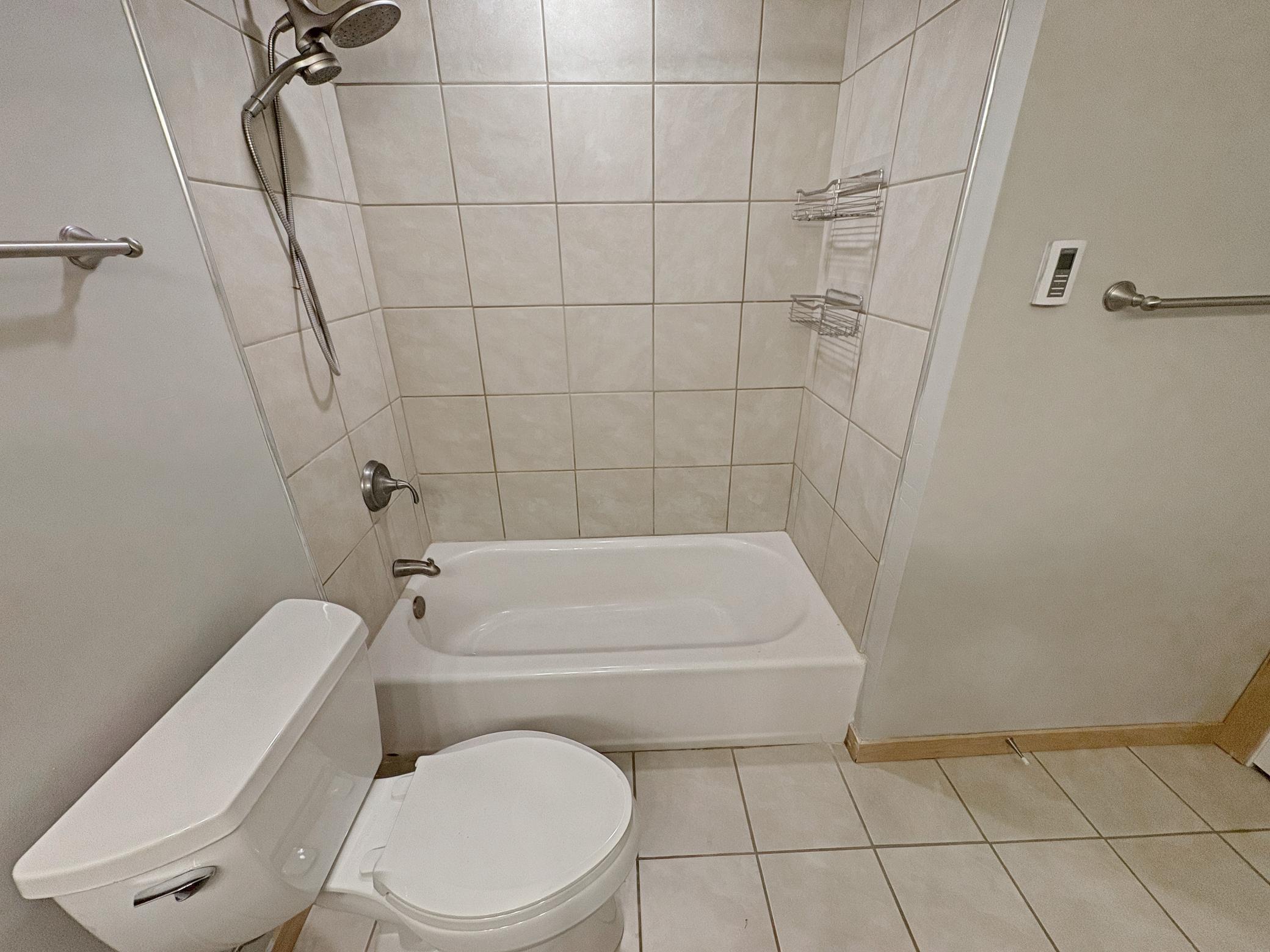 310 Ford Road, Unit 6 St. Louis Park, MN 55426 - Photo 14 of 19