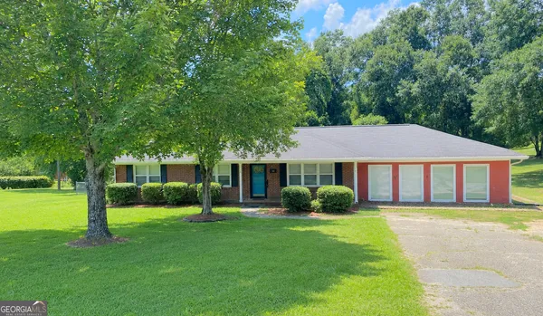 $1,985 | 100 West Greenwood Drive, Carrollton, GA 30117
