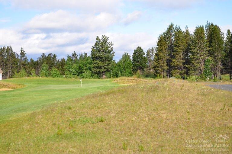 31 Dancing Rock Loop Bend, OR 97707 - Photo 5 of 17 Additional Photo