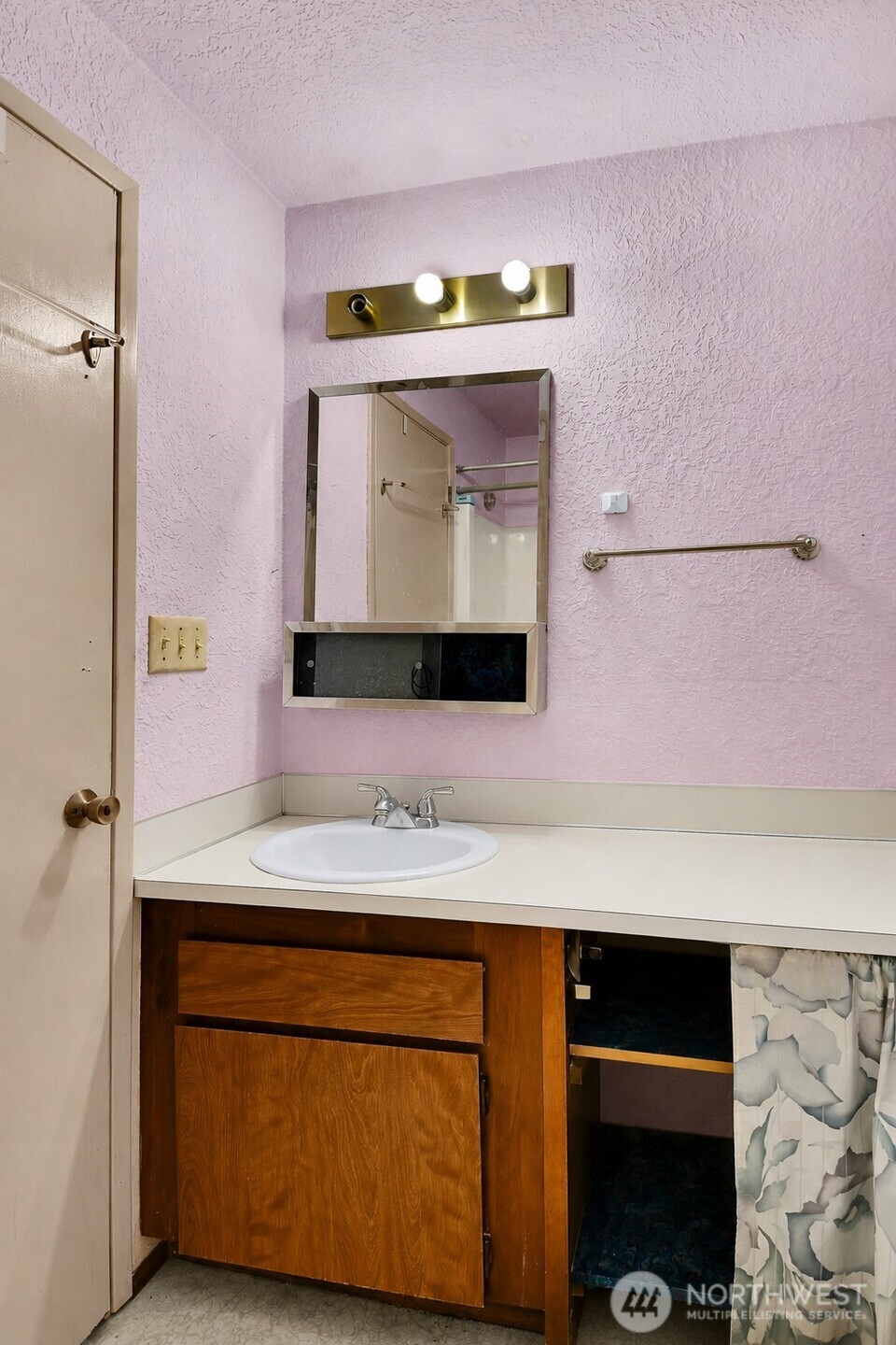 8015 196th Street Southwest, Unit 4A Edmonds, WA 98026 - Photo 22 of 30