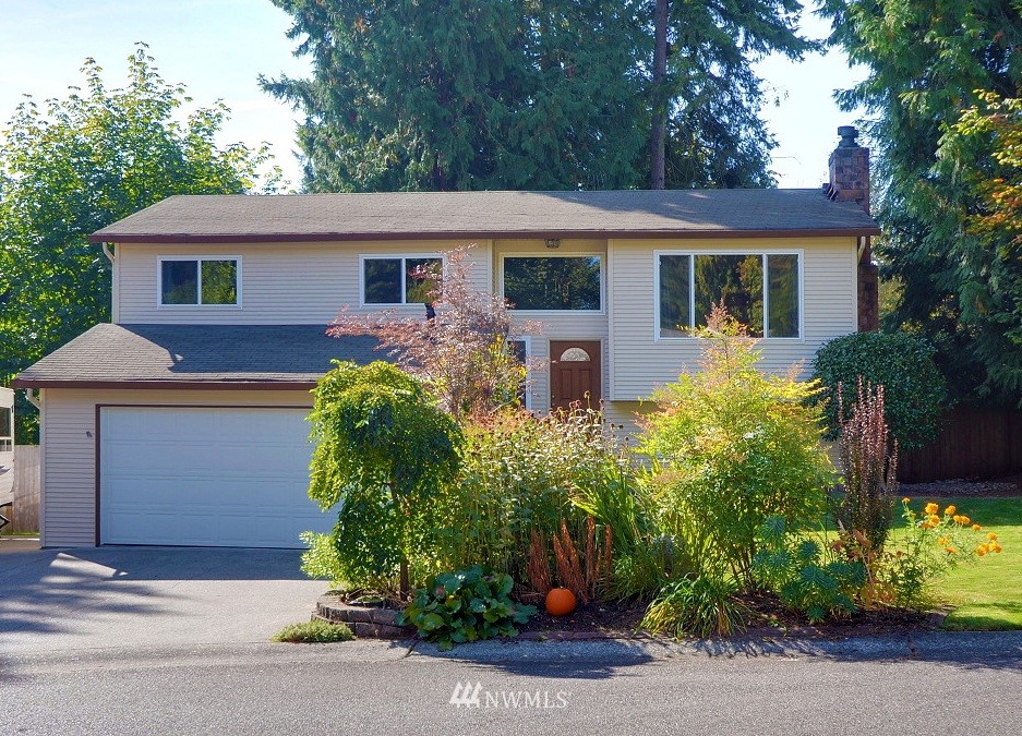 910 204th Place Southeast Bothell, WA 98012 - Photo 1 of 14