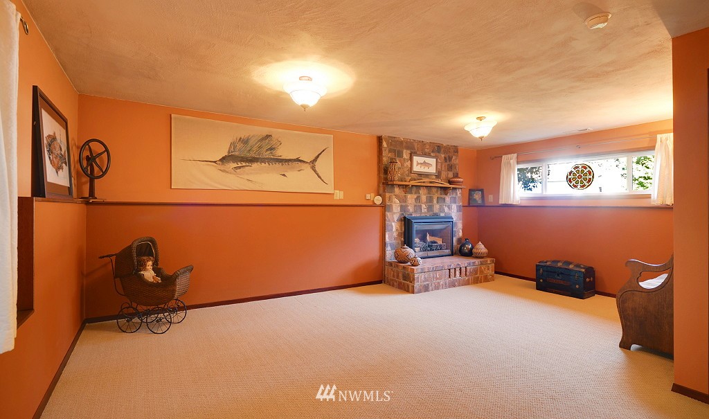 910 204th Place Southeast Bothell, WA 98012 - Photo 11 of 14