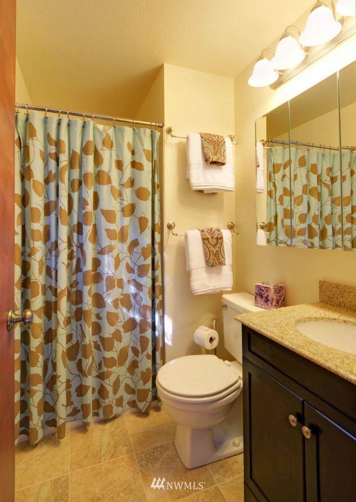 910 204th Place Southeast Bothell, WA 98012 - Photo 8 of 14