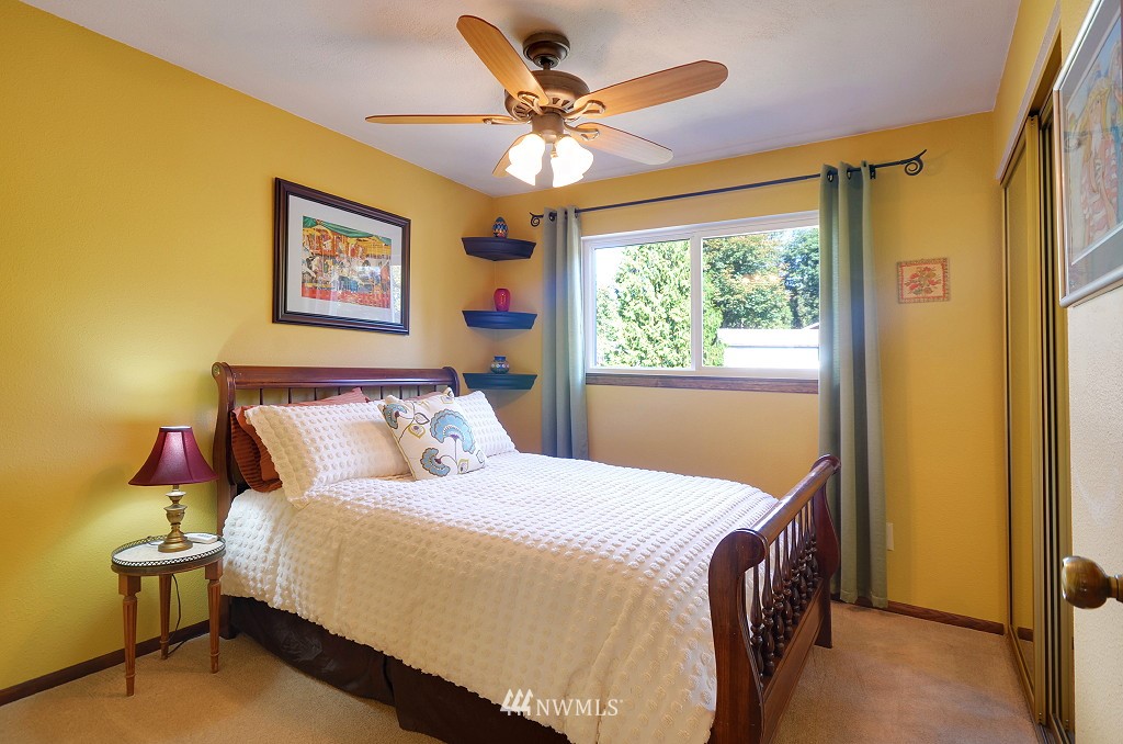 910 204th Place Southeast Bothell, WA 98012 - Photo 10 of 14