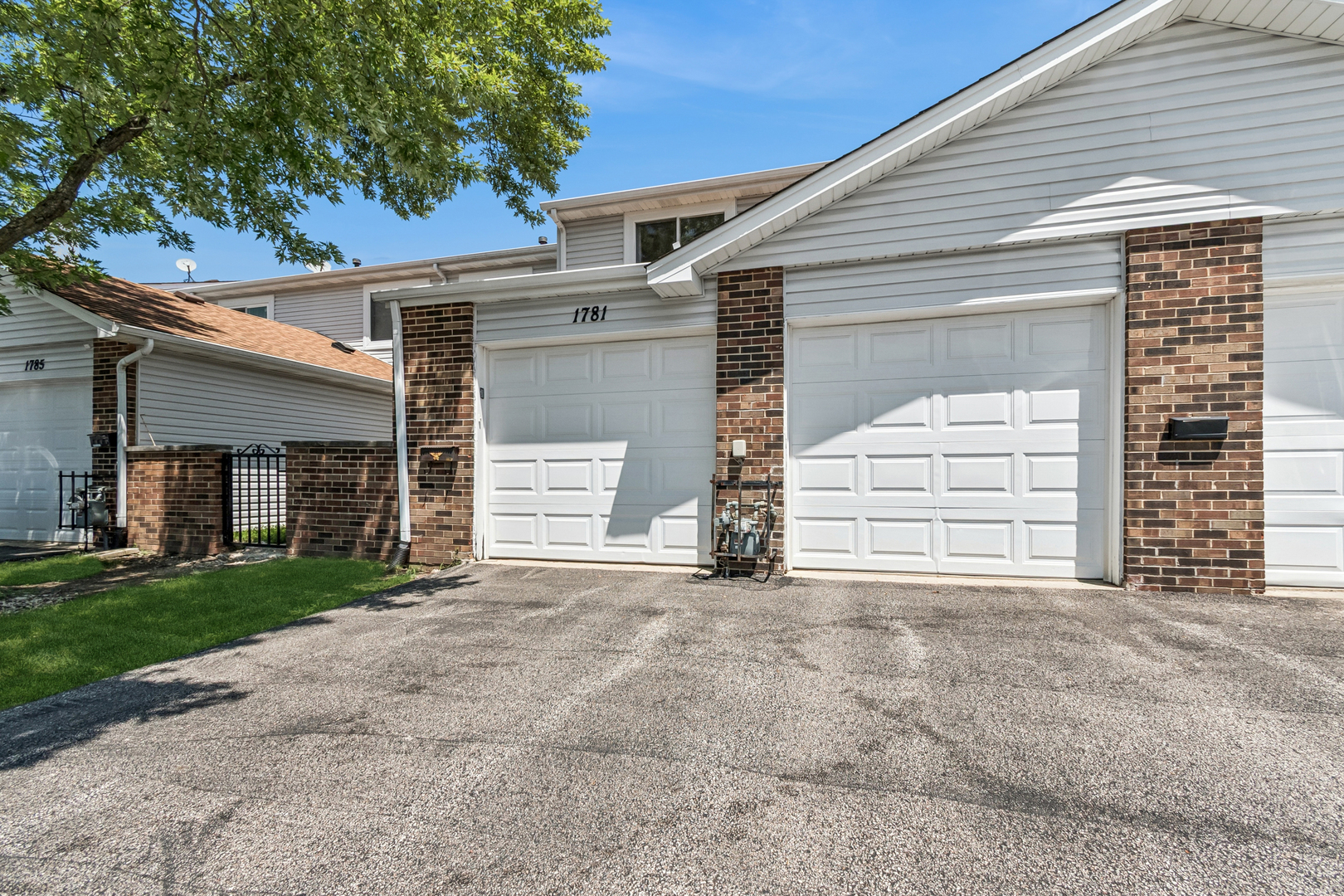 1781 Raleigh Lane Hoffman Estates, IL 60169 - Photo 20 of 23