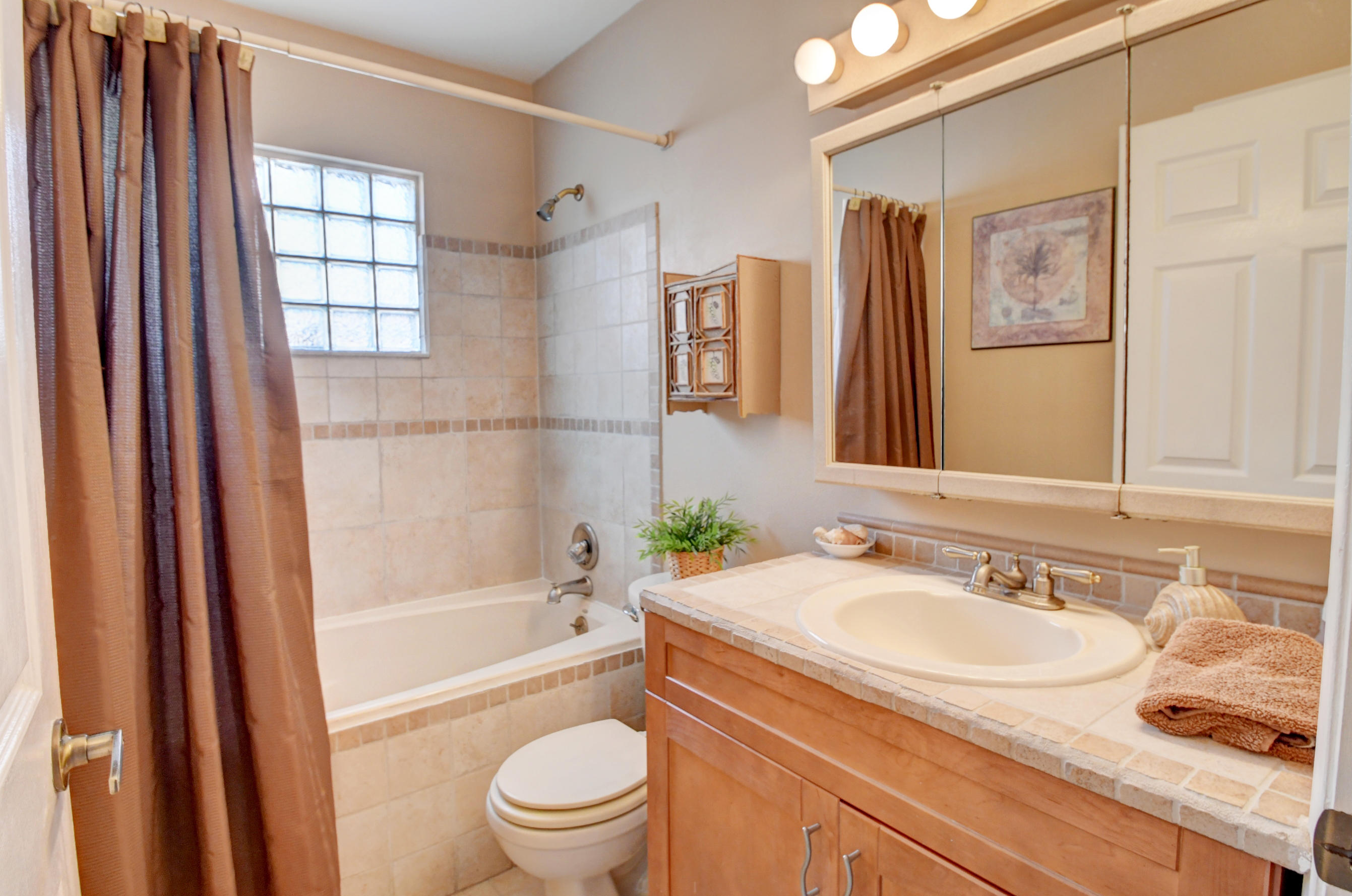 23104 Southwest 53rd Avenue Boca Raton, FL 33433 - Photo 26 of 51 DSC_1067_68_69_70_71