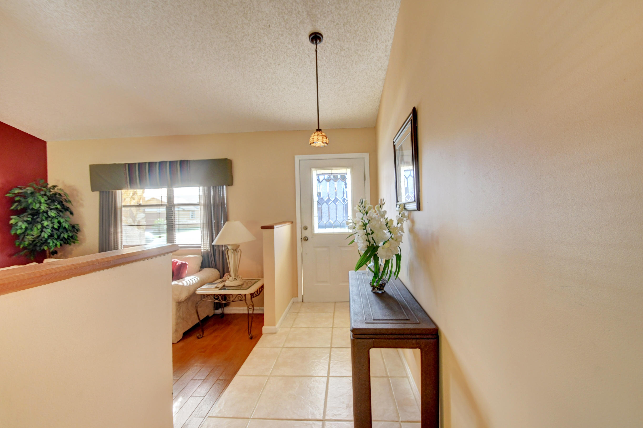 23104 Southwest 53rd Avenue Boca Raton, FL 33433 - Photo 4 of 51 DSC_1217_18_19_20_21