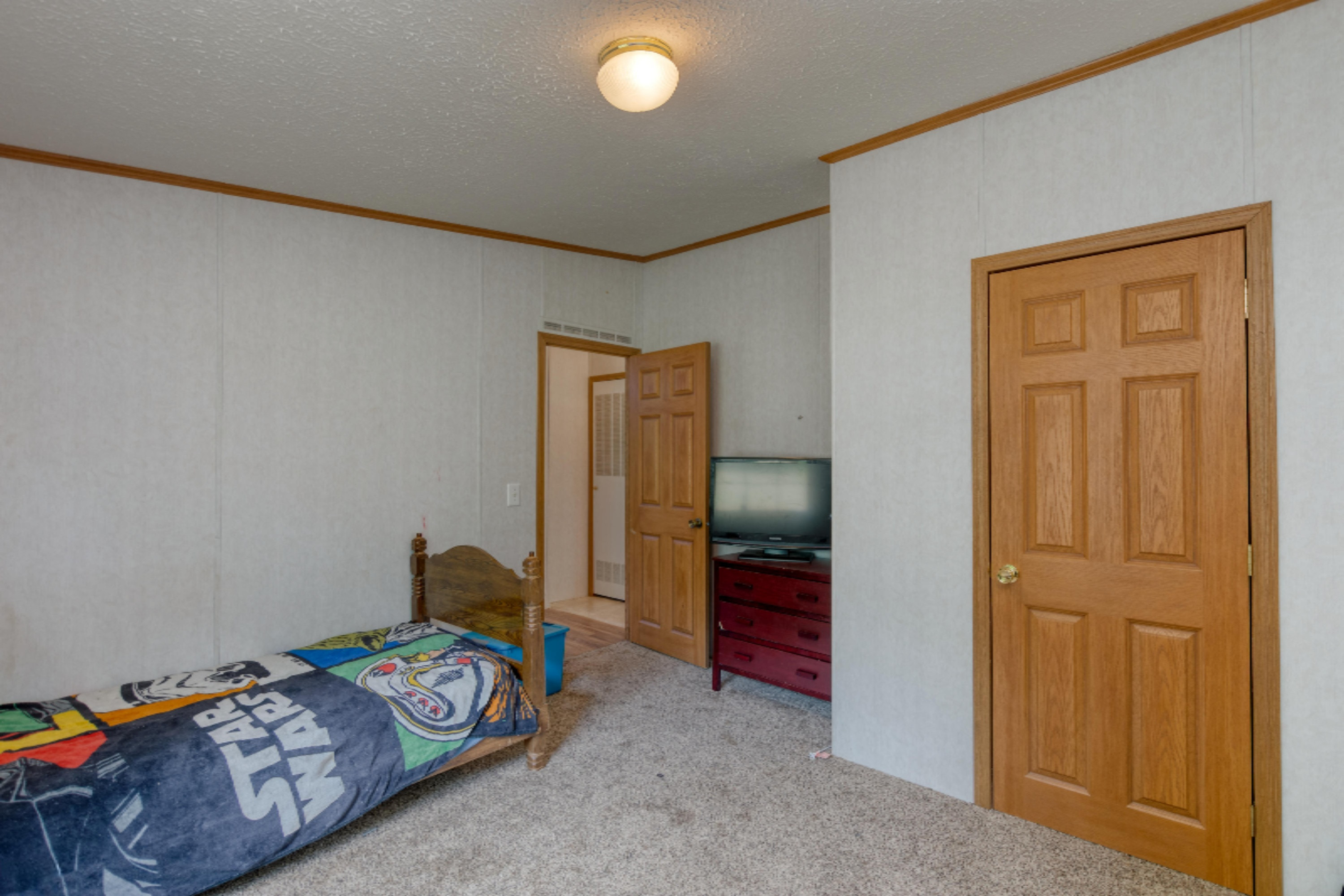 2430 Russell Road Muskegon, MI 49445 - Photo 15 of 22 15 Bedroom 2