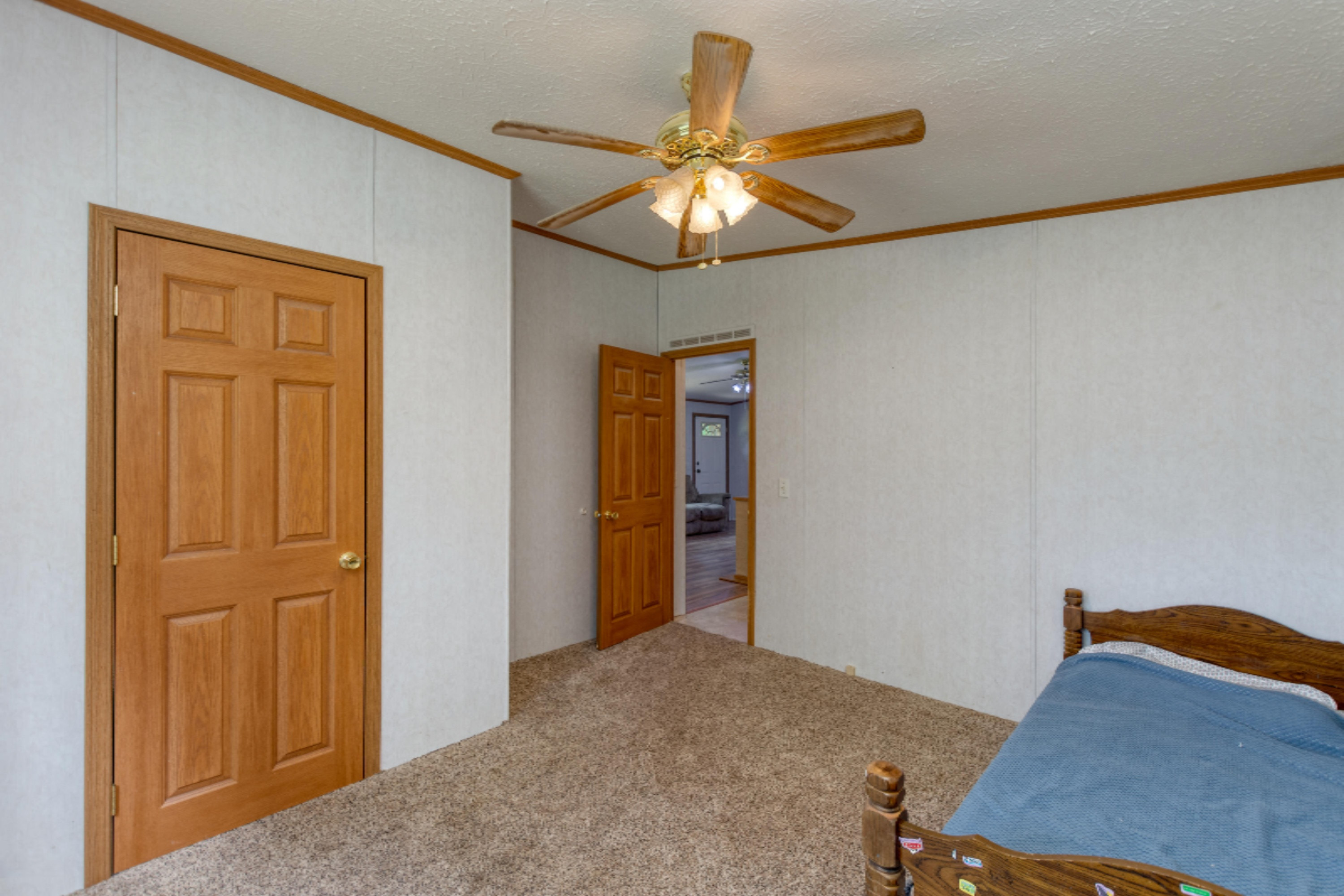 2430 Russell Road Muskegon, MI 49445 - Photo 17 of 22 17 Bedroom 3