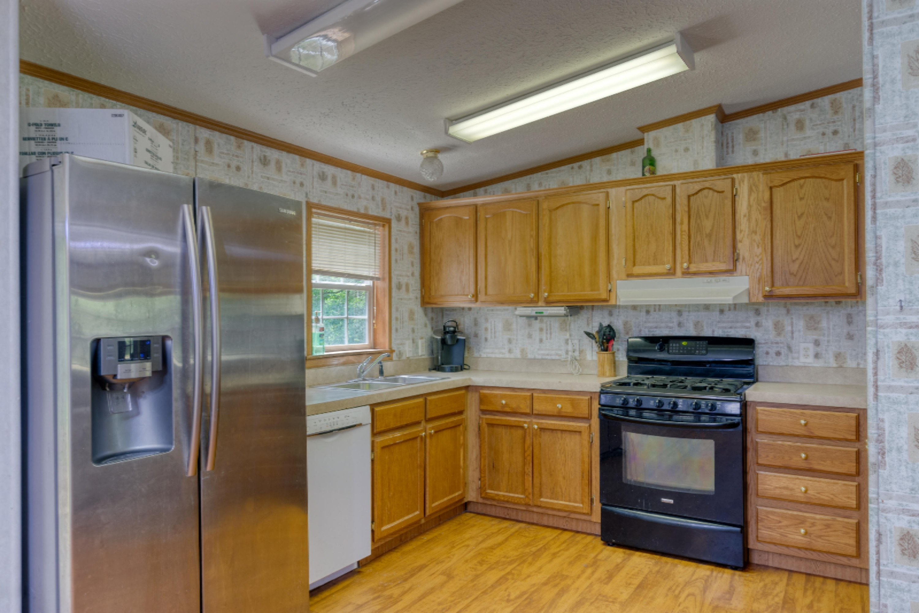 2430 Russell Road Muskegon, MI 49445 - Photo 2 of 22 07 Kitchen