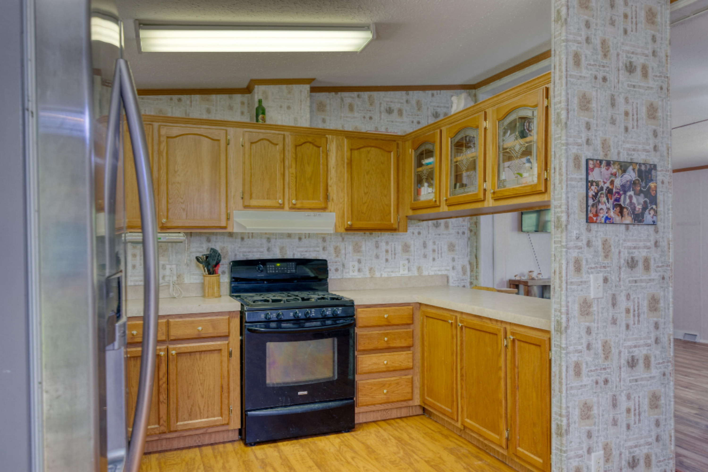 2430 Russell Road Muskegon, MI 49445 - Photo 3 of 22 08 Kitchen