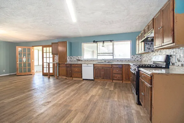 $425,000 | 5650 Carpenter Road, Ypsilanti, MI 48197