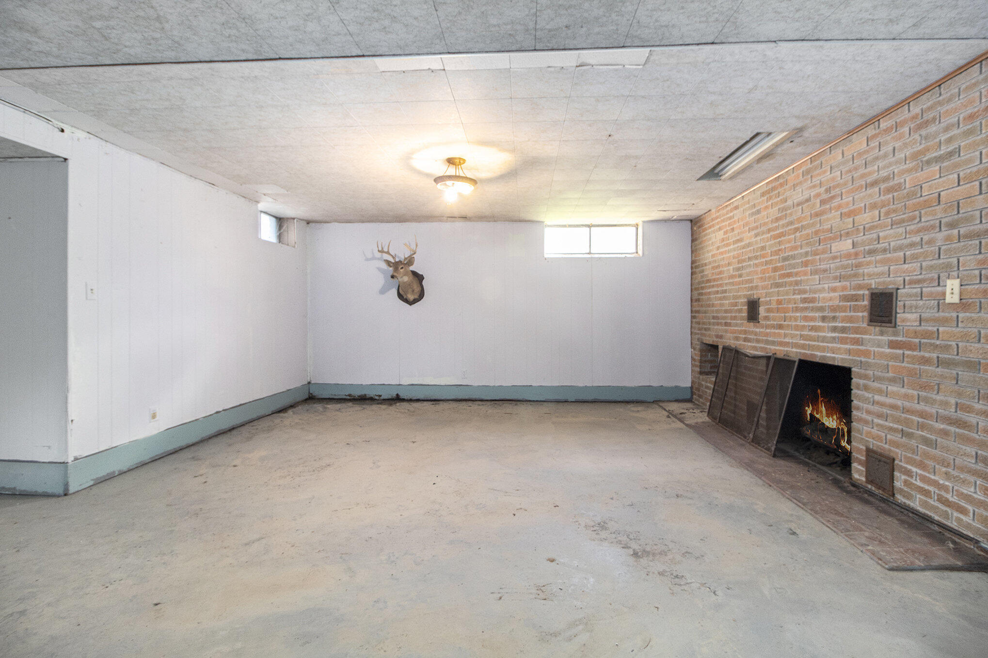 5650 Carpenter Road Ypsilanti, MI 48197 - Photo 21 of 28 021_img_9912-3_40