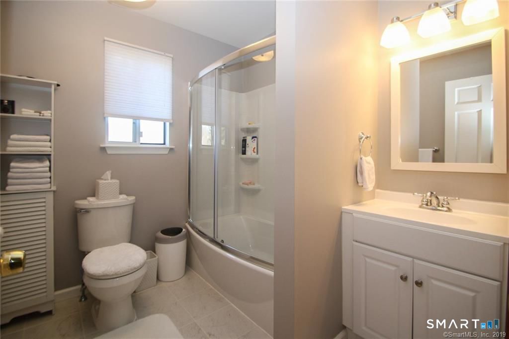 60 Padanaram Road, Unit 37 Danbury, CT 06811 - Photo 5 of 9