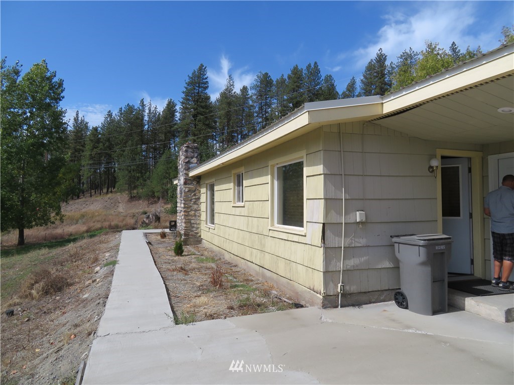 46 Klondike Road Republic, WA 99166 - Photo 13 of 23