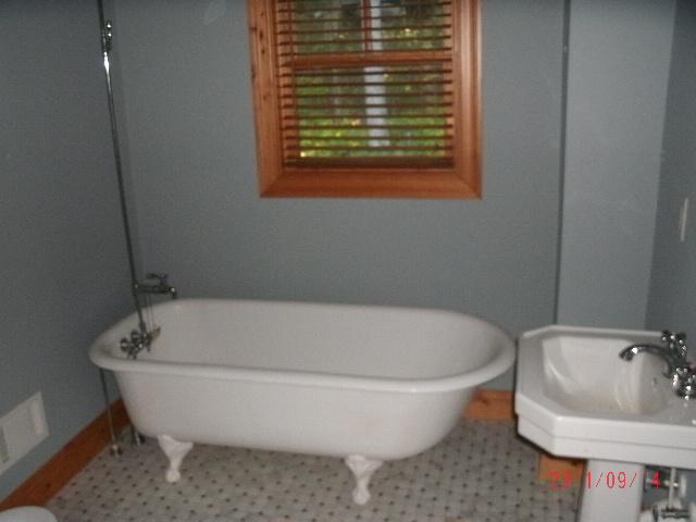 1118 Chandlers Ferry Road Hartwell, GA 30643 - Photo 10 of 12 Gallery Image 10