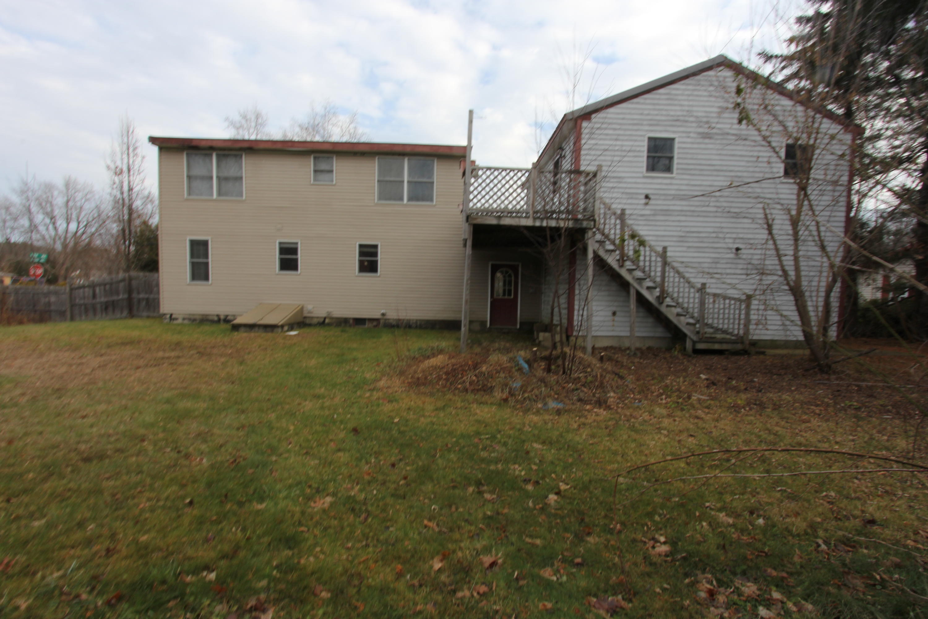 141 Rideout Avenue Lewiston, ME 04240 - Photo 22 of 30 IMG_2138