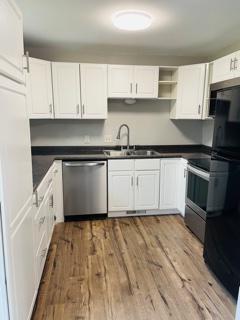 10109 Pottinger Road Cincinnati, OH 45251 - Photo 2 of 7 Gallery Image 2