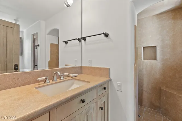 $20,000 | 7330 North Rainbow Boulevard, Las Vegas, NV 89131