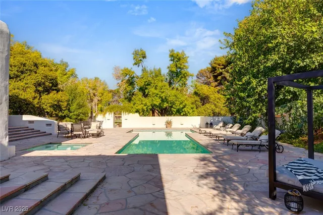 $20,000 | 7330 North Rainbow Boulevard, Las Vegas, NV 89131