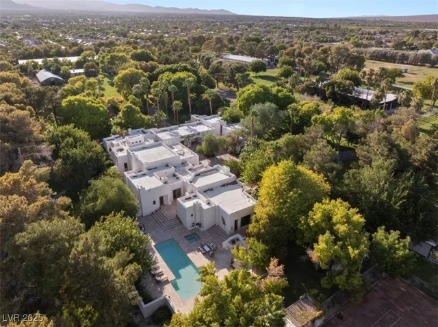 $20,000 | 7330 North Rainbow Boulevard, Las Vegas, NV 89131