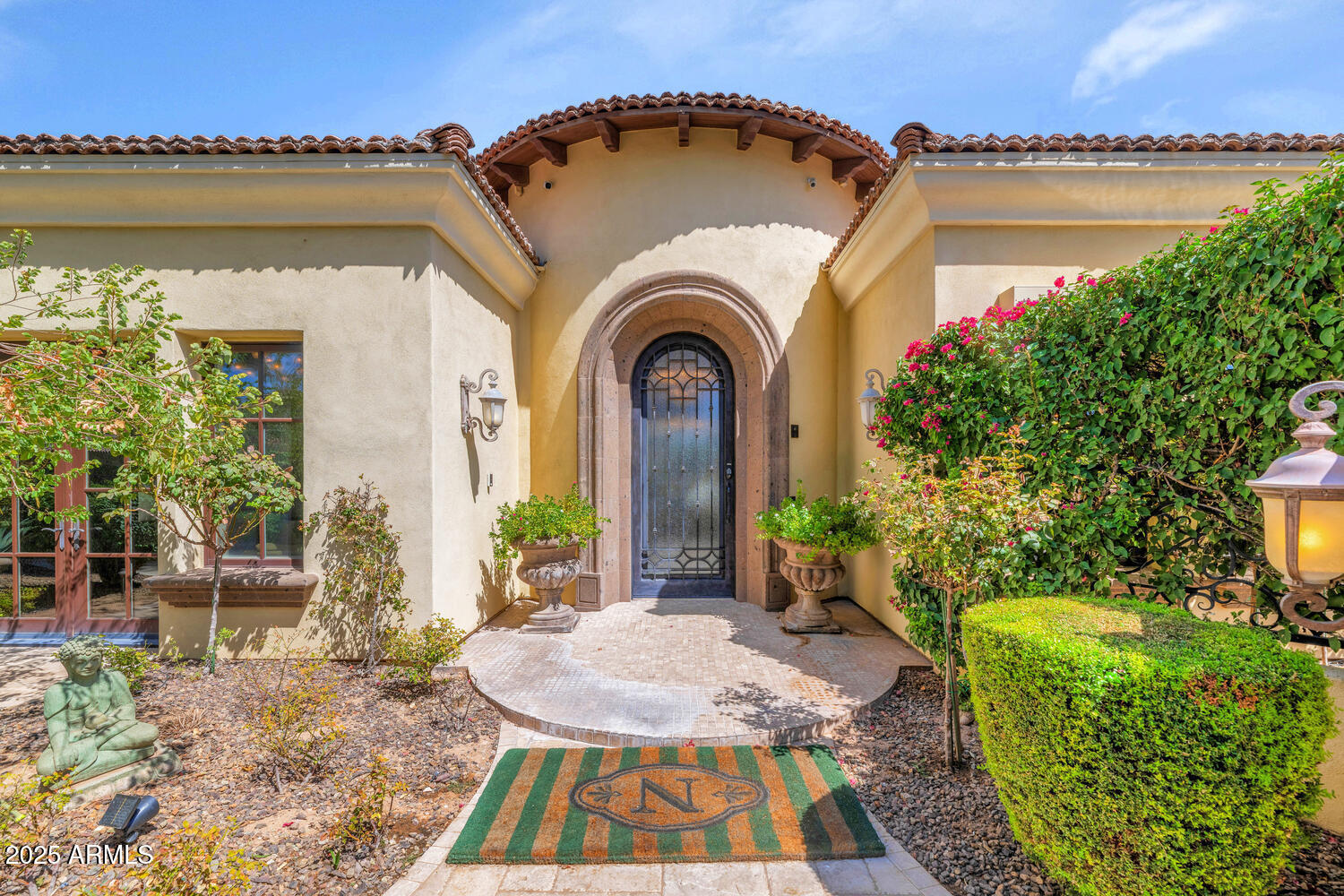 6730 East Sunnyvale Road Paradise Valley, AZ 85253 - Photo 2 of 43 6730 E Sunnyvale Rd-large-008-053-6730 E