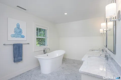 $1,850,000 | 333 West Avenue, Unit 6, Darien, CT 06820