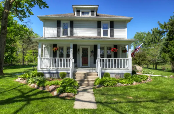 $399,000 | 15610 Arnold Road, Gregory, MI 48137
