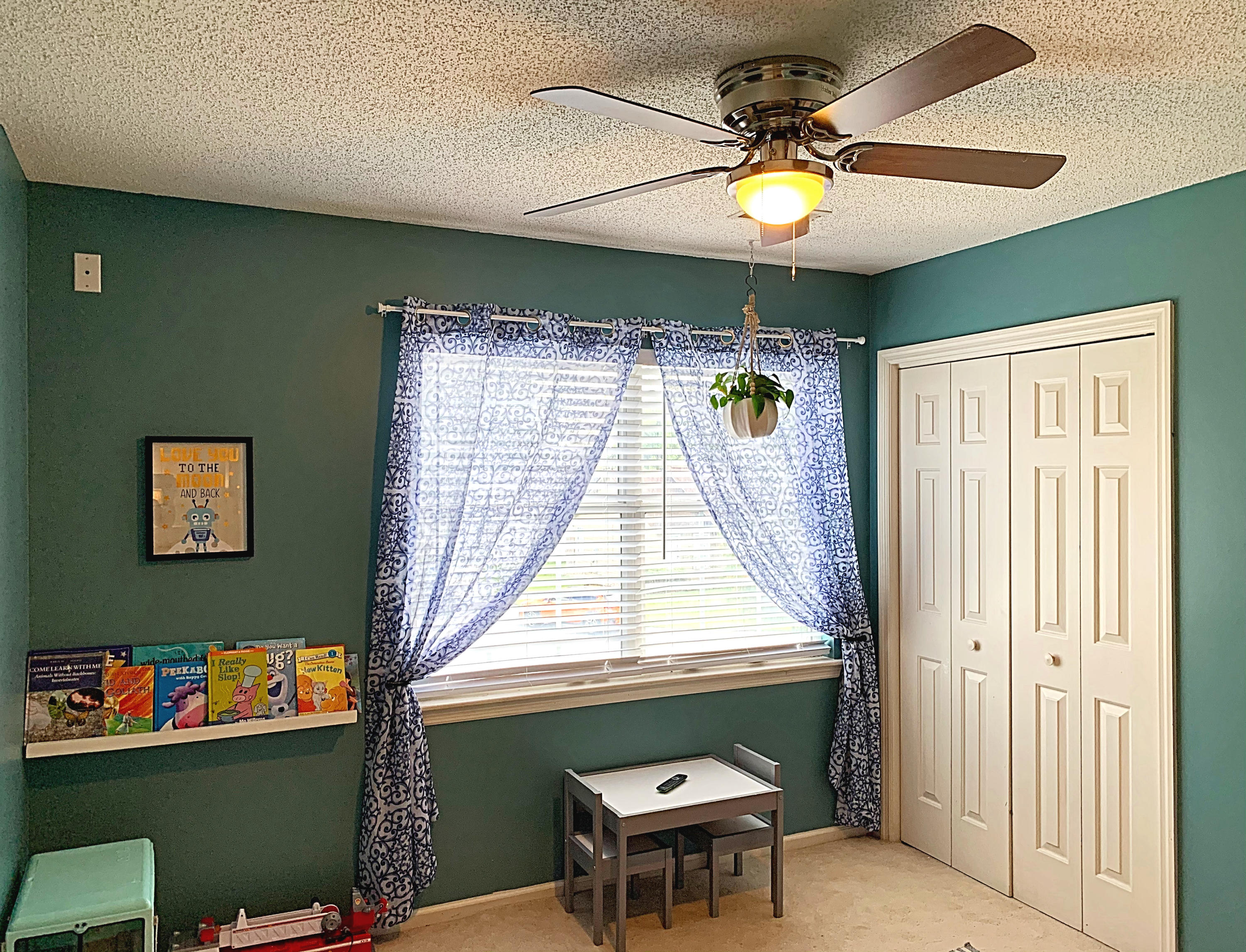 8429 Waltham Road North Charleston, SC 29406 - Photo 22 of 38 8429 Waltham Road -- Guest room 3