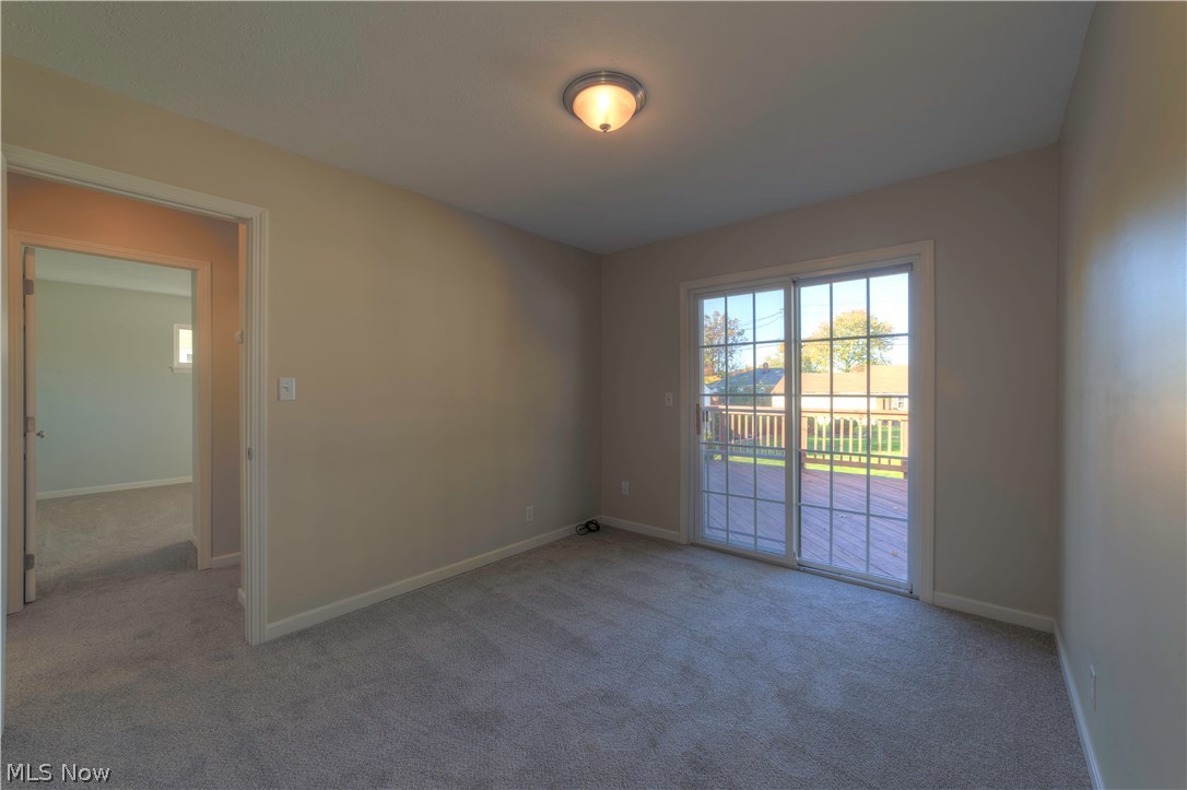 30221 Vineyard Road Willowick, OH 44095 - Photo 21 of 25